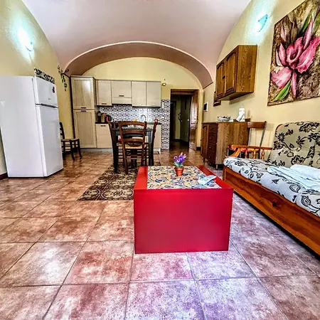 Antica Dimora Biancospino - Centro - 3 Apartment Bosa